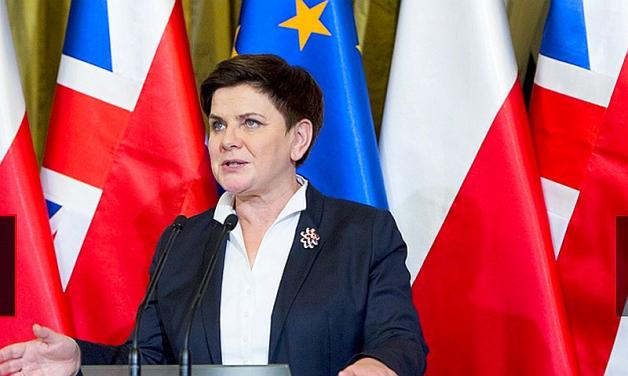 Premier Beata Szydło do Polaków w Londynie: Polska przyjmie was z otwartymi ramionami